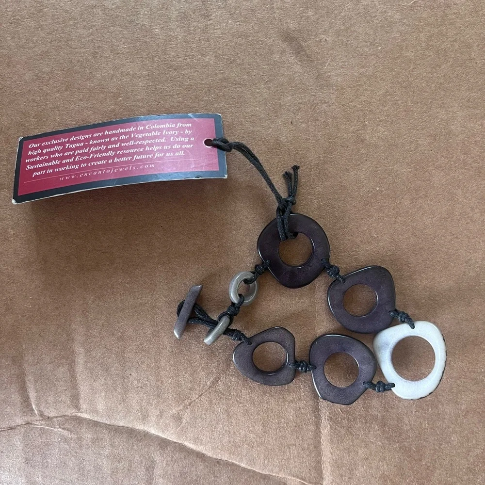 Tagua Vegetable Ivory Bracelet - Picture 2 of 3